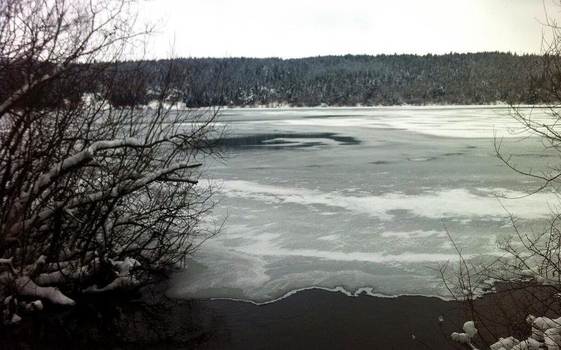 Vidéo le lac du Bouchet sous la neige